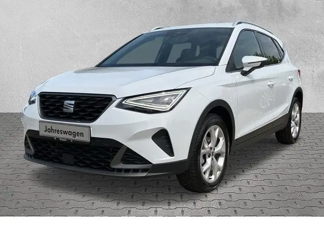 Photo 1 : Seat Arona 2023 Essence