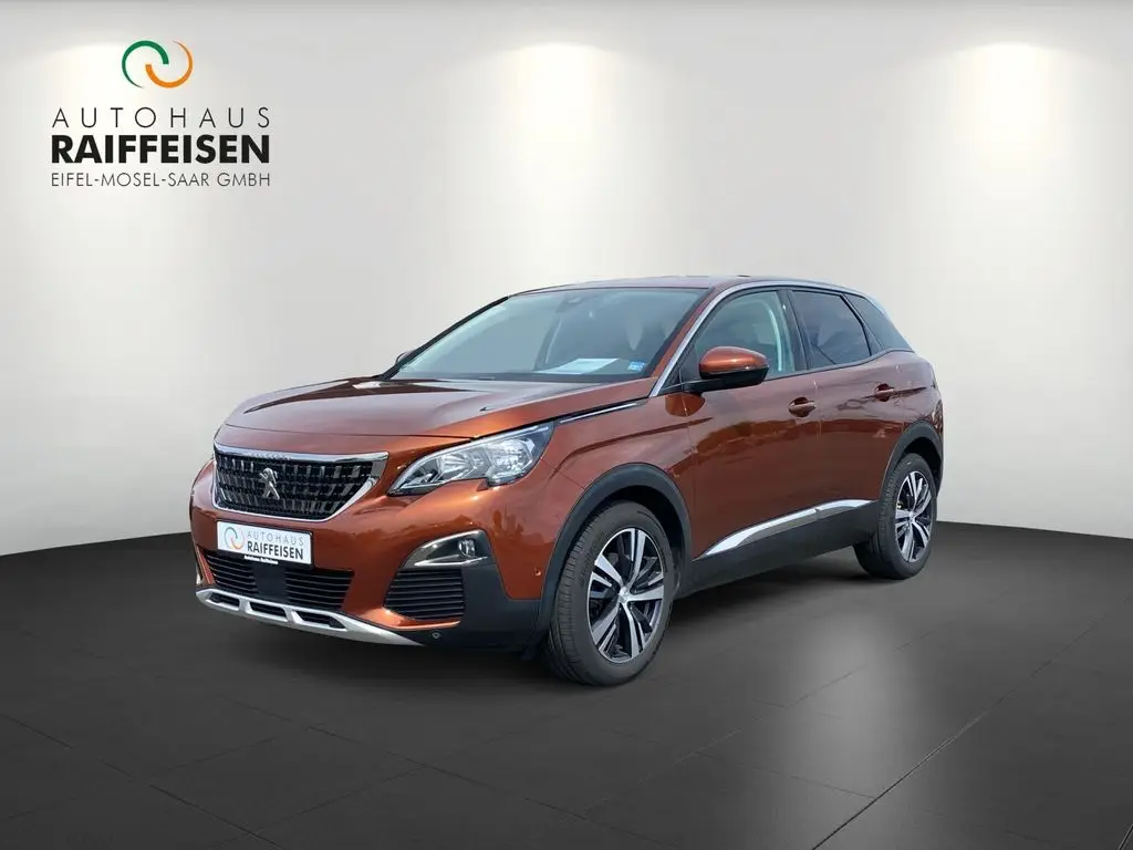 Photo 1 : Peugeot 3008 2019 Petrol