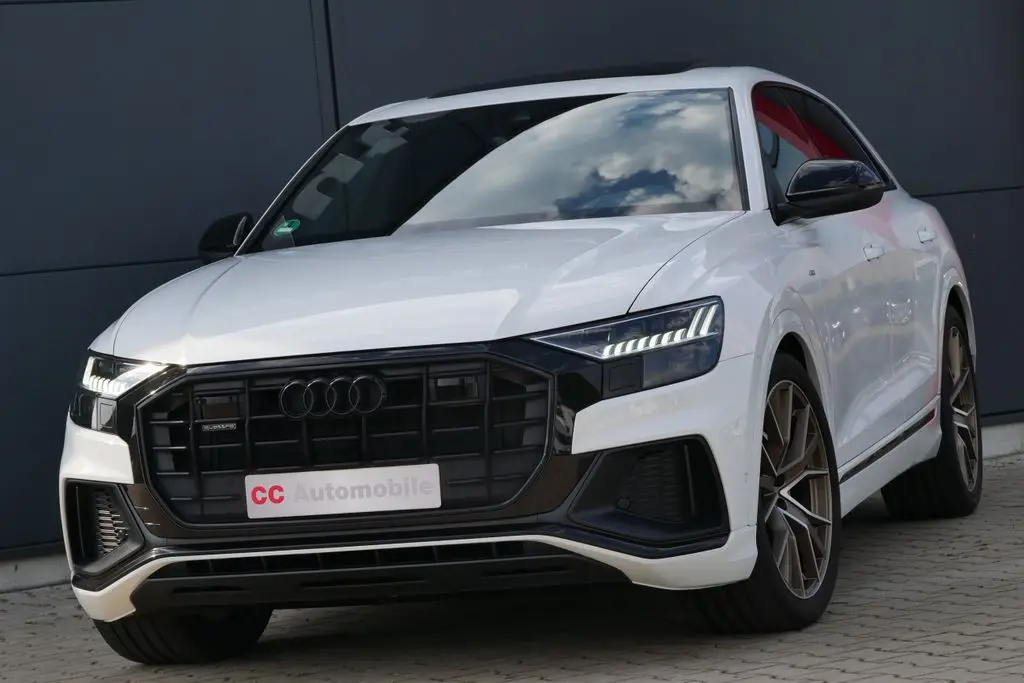 Photo 1 : Audi Q8 2021 Diesel