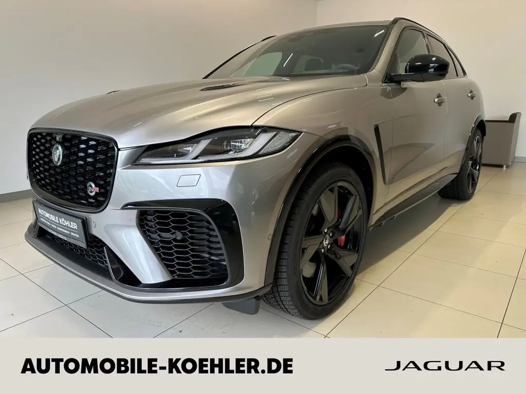 Photo 1 : Jaguar F-pace 2023 Essence