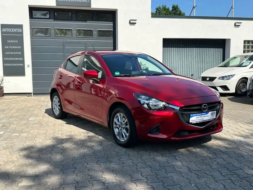 Photo 1 : Mazda 2 2019 Petrol