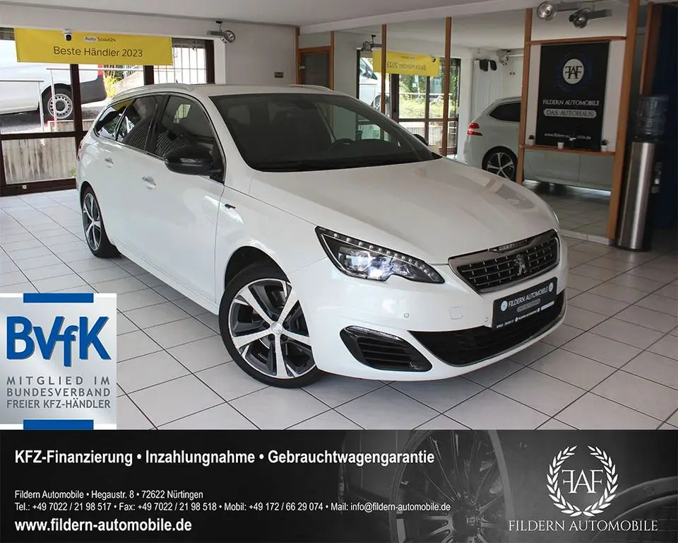 Photo 1 : Peugeot 308 2016 Petrol