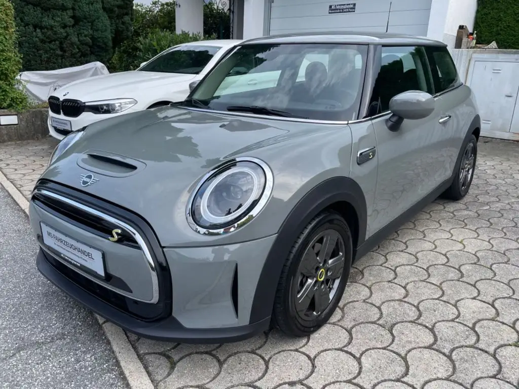 Photo 1 : Mini Cooper 2021 Non renseigné