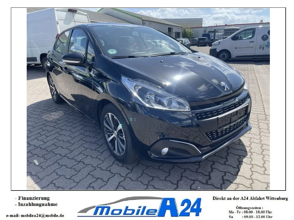 Photo 1 : Peugeot 208 2017 Essence