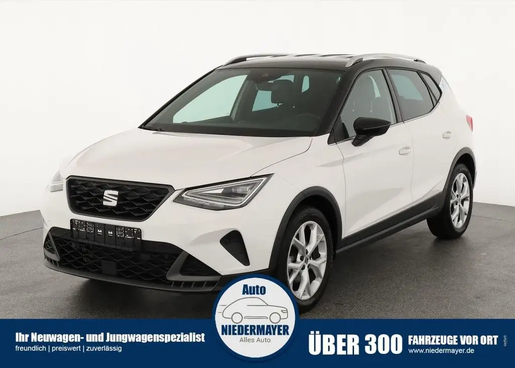 Photo 1 : Seat Arona 2023 Essence