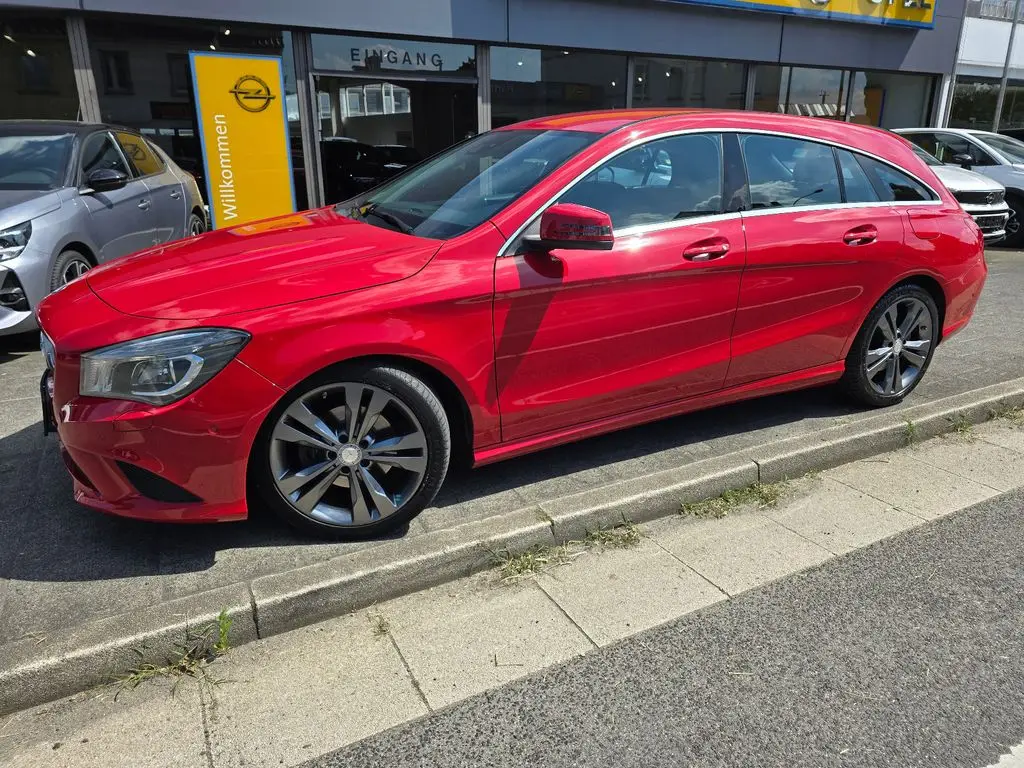 Photo 1 : Mercedes-benz Classe Cla 2015 Essence