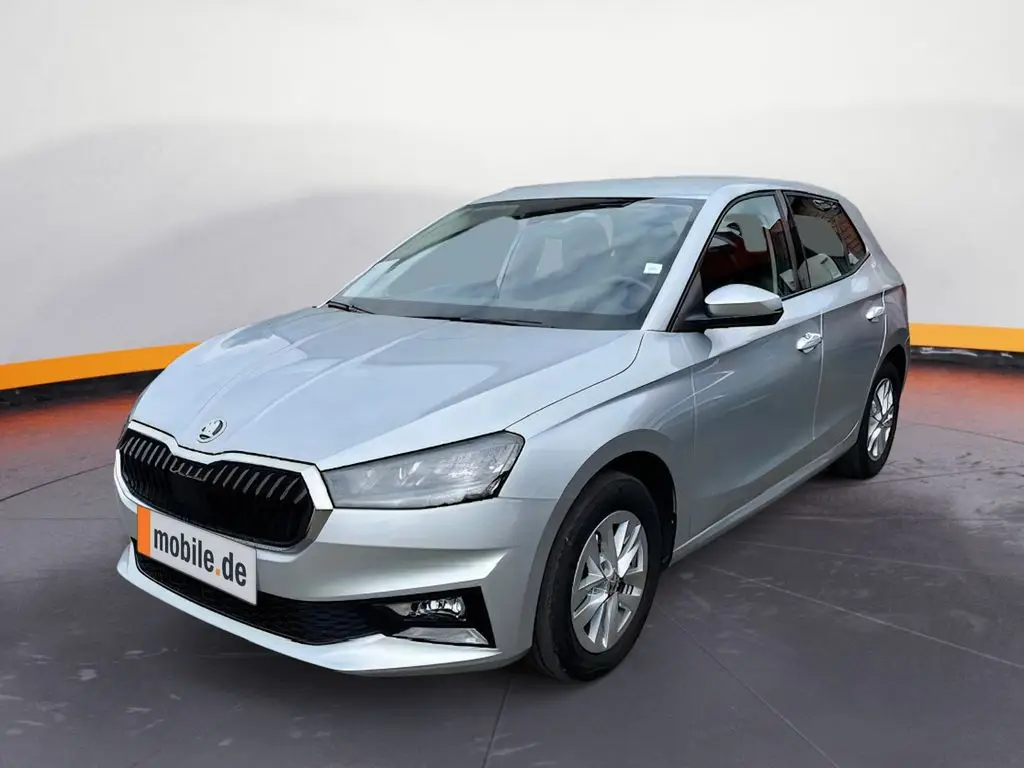 Photo 1 : Skoda Fabia 2022 Petrol