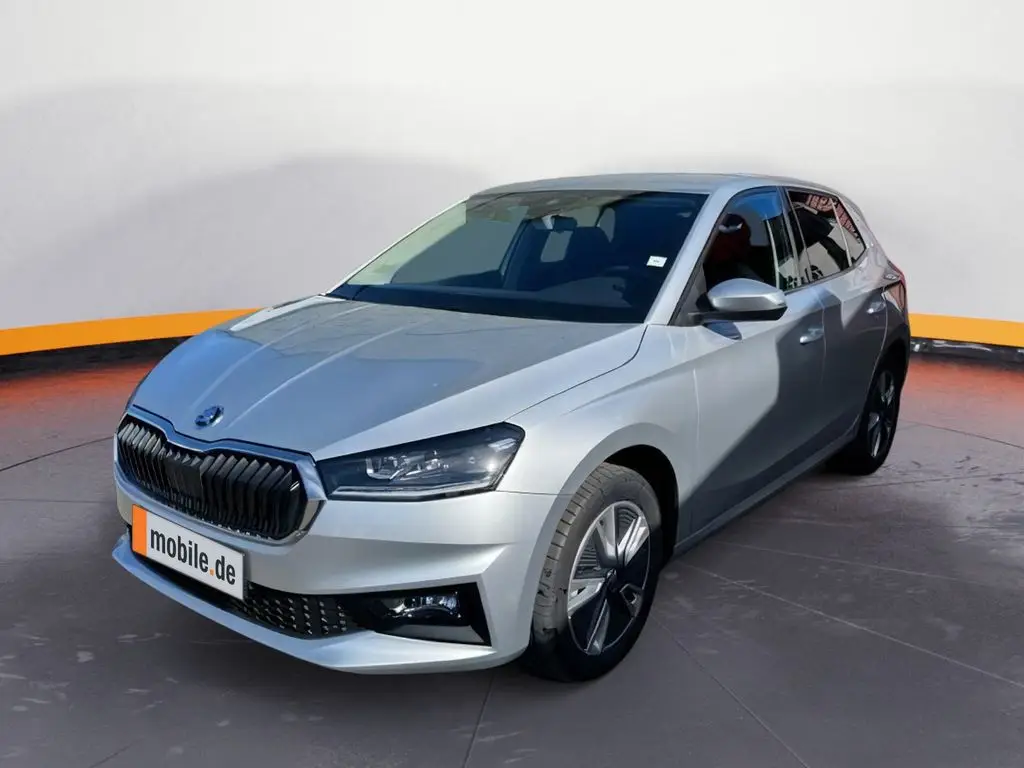 Photo 1 : Skoda Fabia 2023 Essence