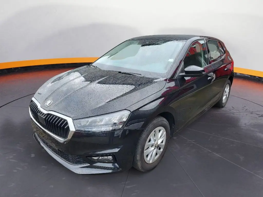 Photo 1 : Skoda Fabia 2023 Petrol