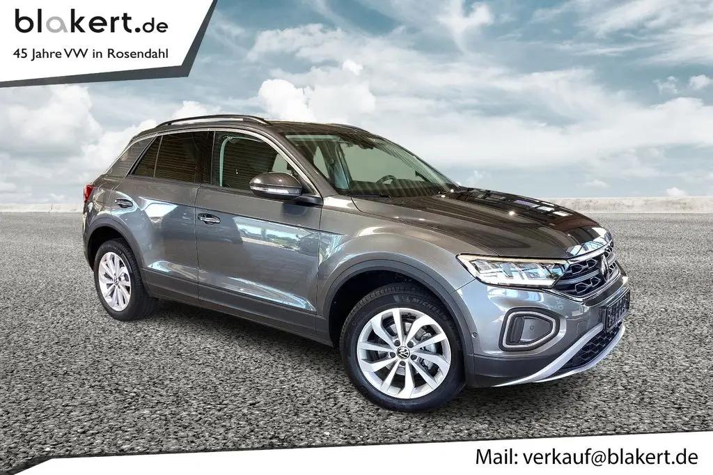 Photo 1 : Volkswagen T-roc 2023 Essence