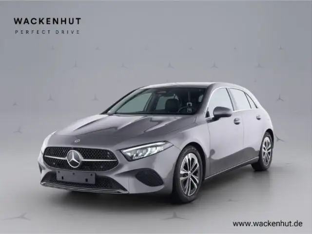 Photo 1 : Mercedes-benz Classe A 2023 Petrol