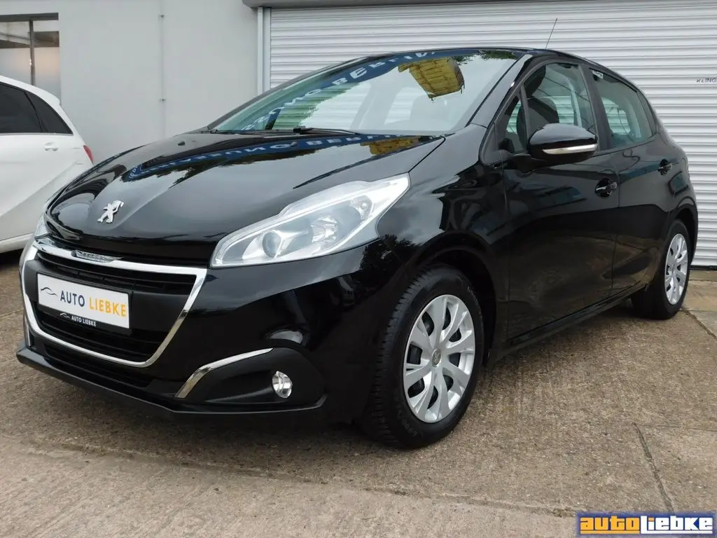 Photo 1 : Peugeot 208 2018 Petrol