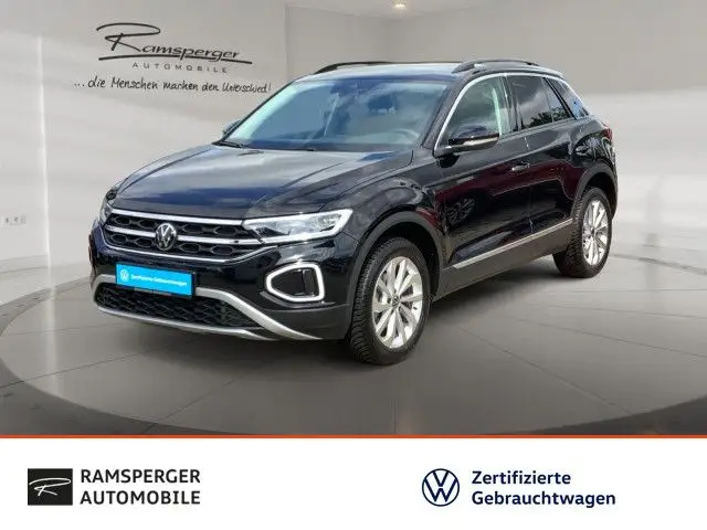 Photo 1 : Volkswagen T-roc 2023 Essence