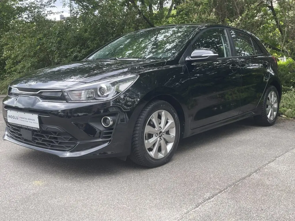 Photo 1 : Kia Rio 2022 Essence