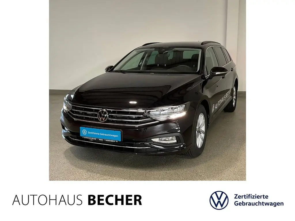 Photo 1 : Volkswagen Passat 2023 Diesel