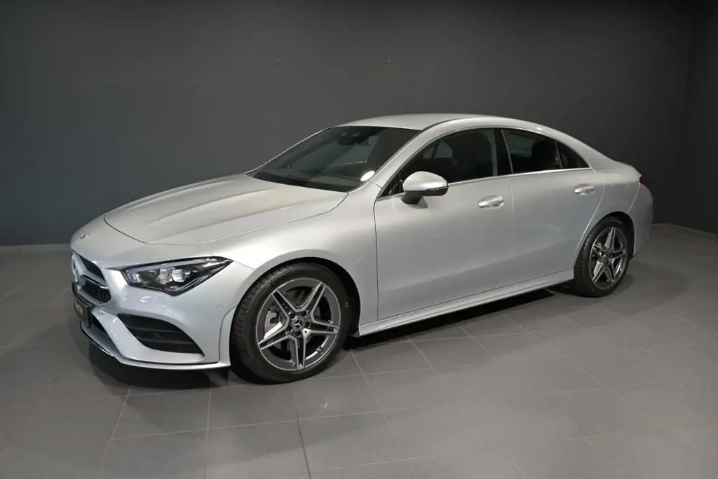 Photo 1 : Mercedes-benz Classe Cla 2023 Petrol