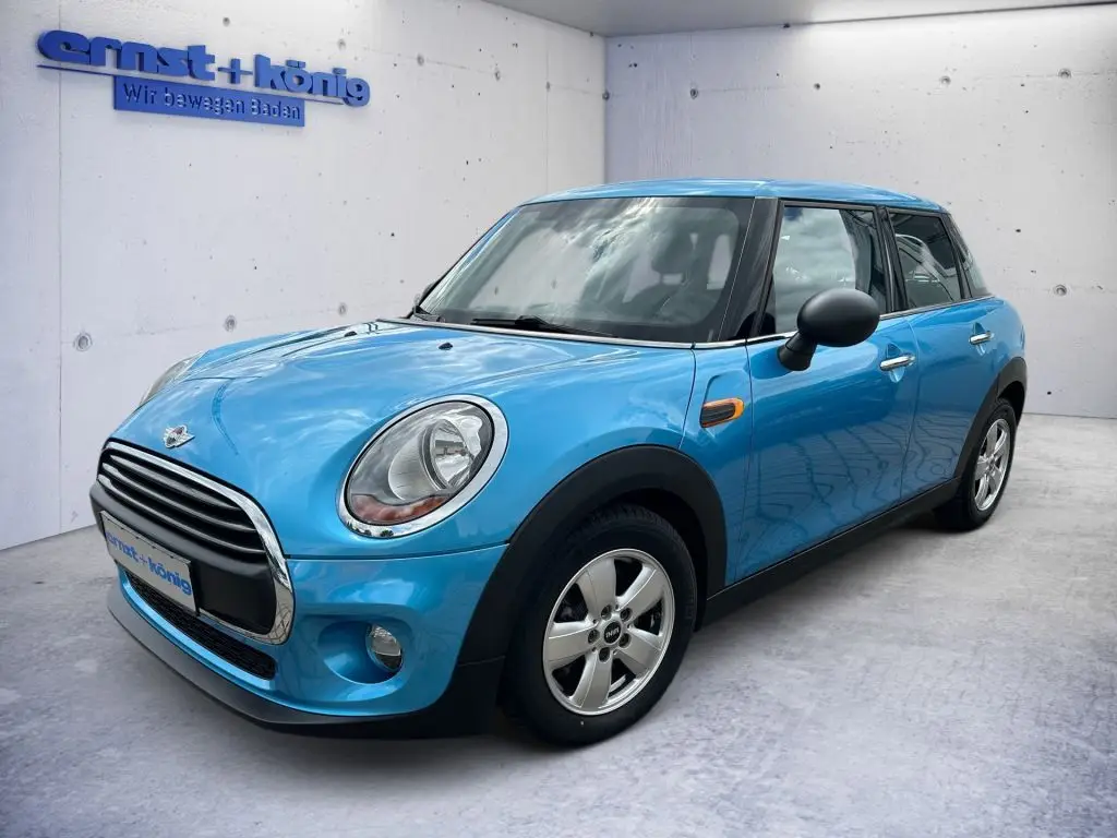 Photo 1 : Mini One 2015 Petrol