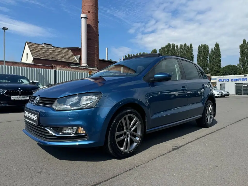 Photo 1 : Volkswagen Polo 2016 Petrol