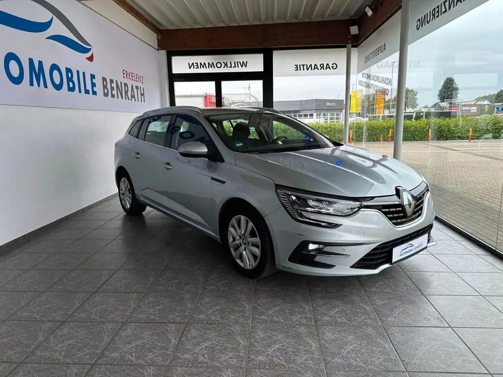 Photo 1 : Renault Megane 2023 Petrol