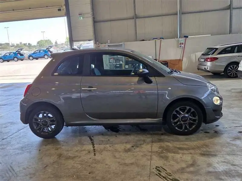 Photo 1 : Fiat 500 2022 Hybrid