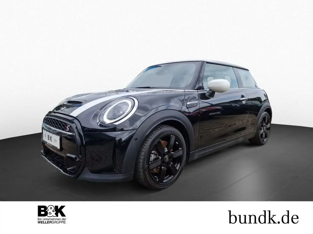 Photo 1 : Mini Cooper 2023 Petrol