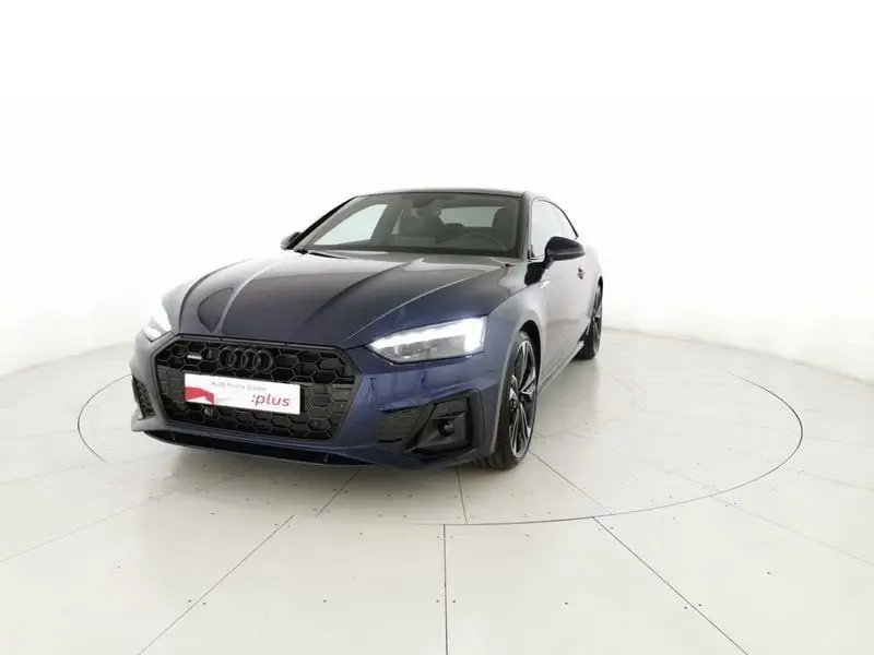 Photo 1 : Audi A5 2024 Hybride