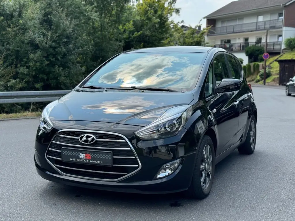 Photo 1 : Hyundai Ix20 2016 Petrol