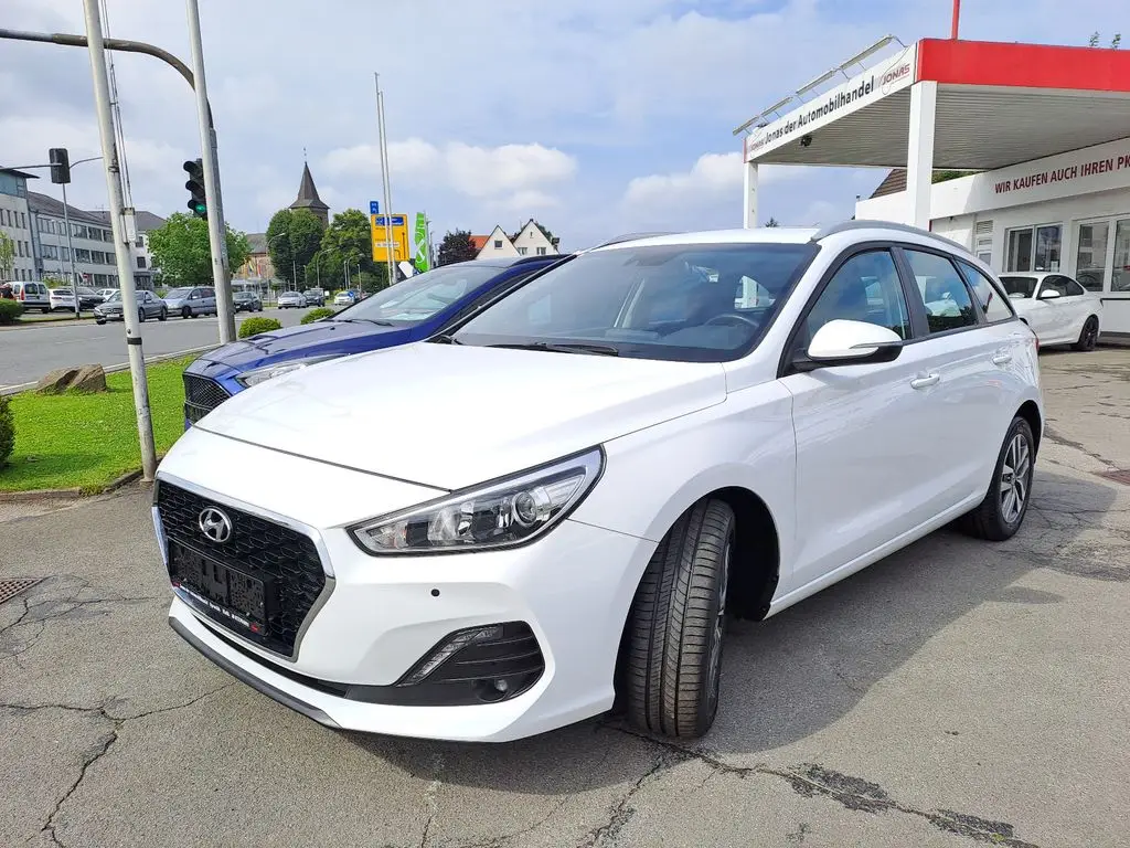 Photo 1 : Hyundai I30 2020 Petrol