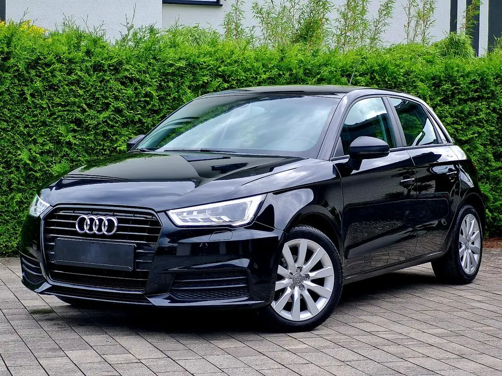 Photo 1 : Audi A1 2018 Petrol