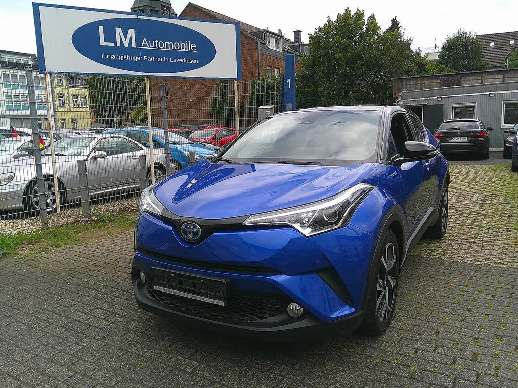 Photo 1 : Toyota C-hr 2017 Hybrid