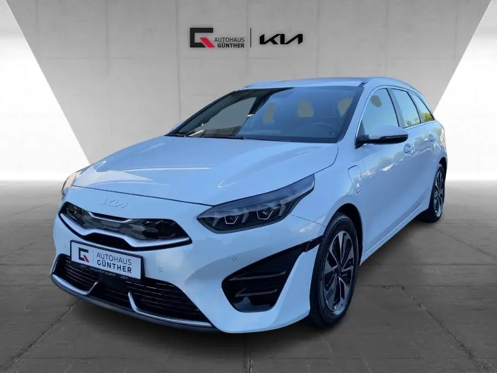 Photo 1 : Kia Ceed 2023 Hybrid