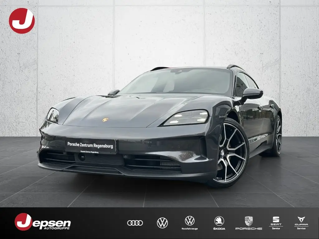 Photo 1 : Porsche Taycan 2024 Non renseigné