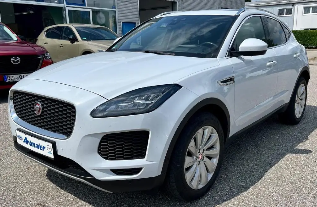 Photo 1 : Jaguar E-pace 2018 Petrol