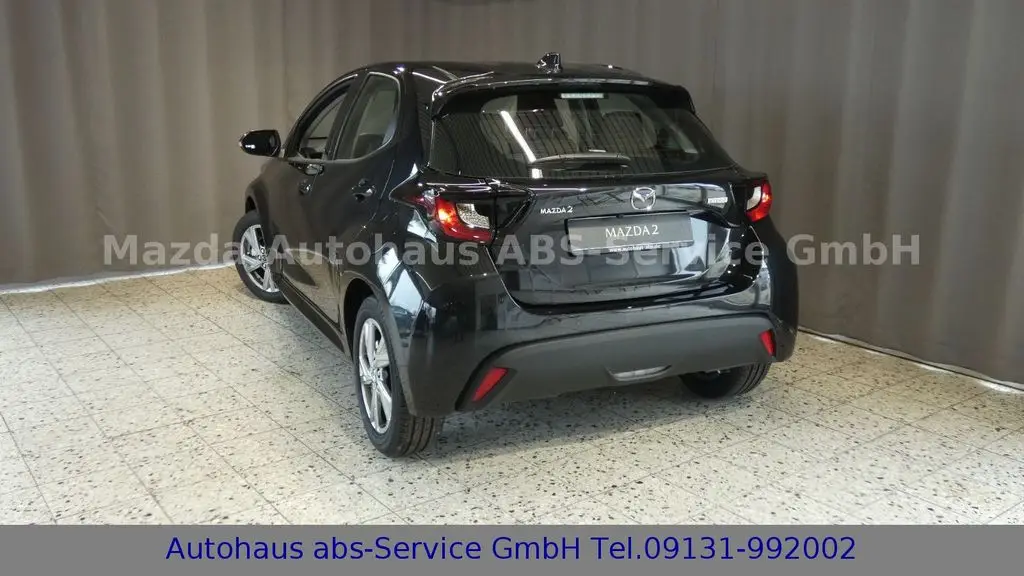 Photo 1 : Mazda 2 2024 Hybrid