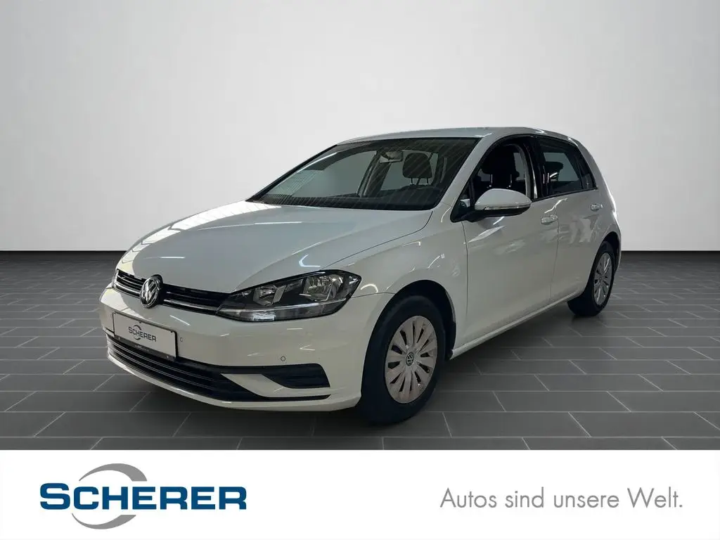 Photo 1 : Volkswagen Golf 2019 Petrol