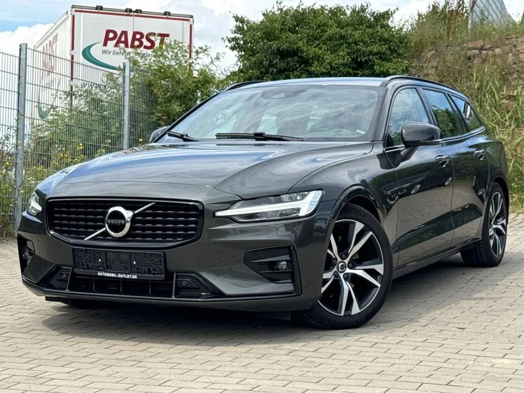 Photo 1 : Volvo V60 2022 Diesel