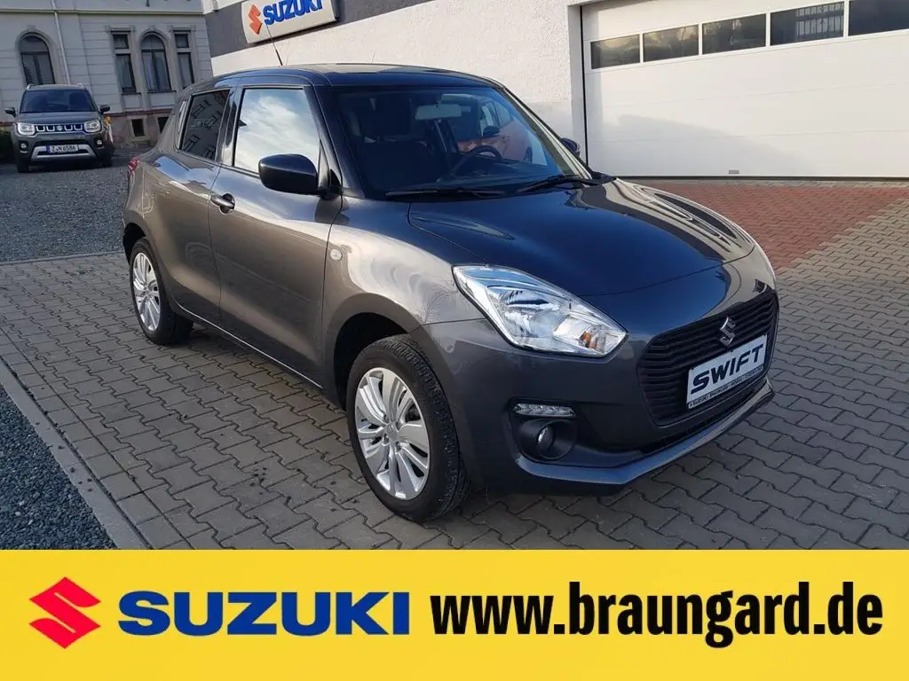 Photo 1 : Suzuki Swift 2019 Petrol