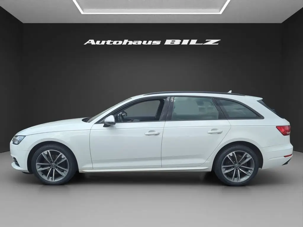 Photo 1 : Audi A4 2017 Essence