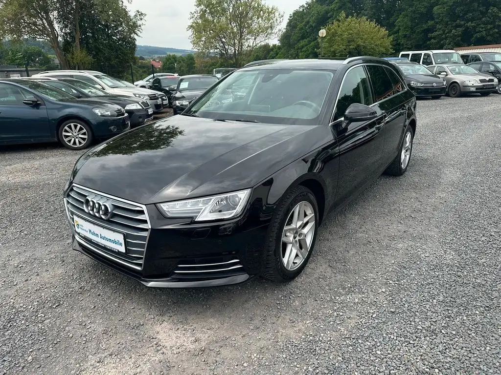 Photo 1 : Audi A4 2018 Diesel