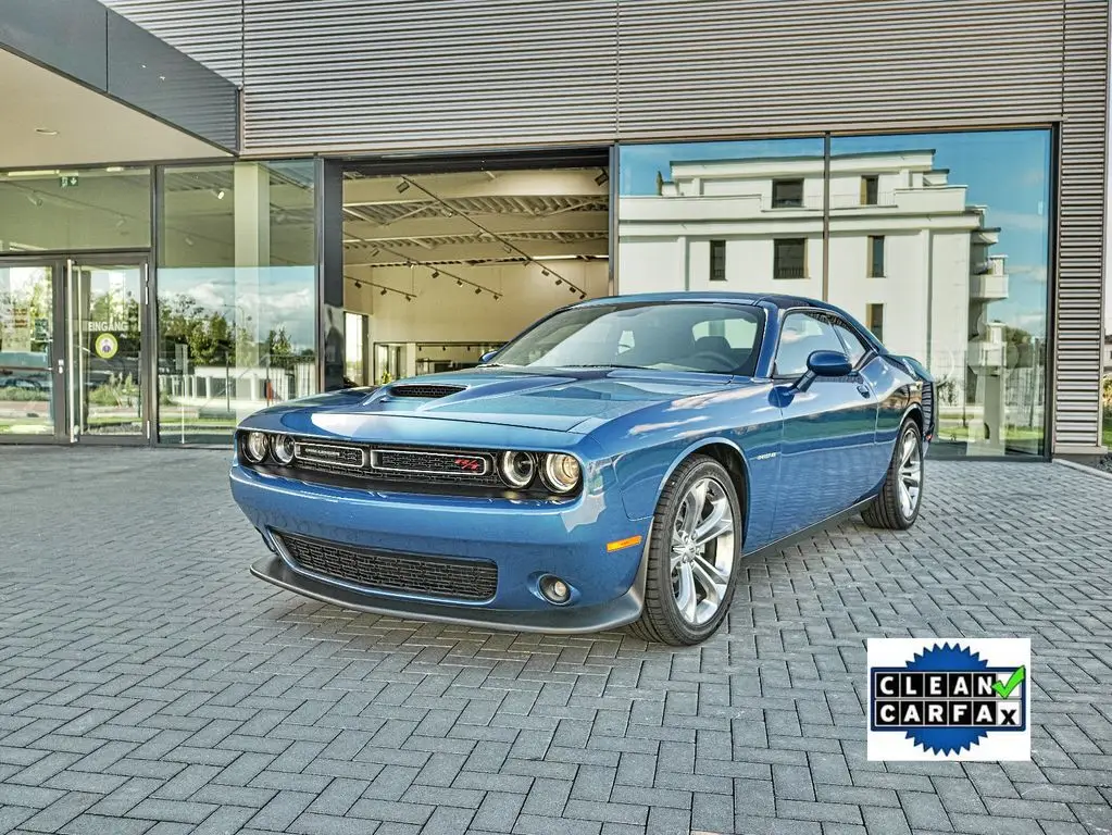 Photo 1 : Dodge Challenger 2021 Petrol