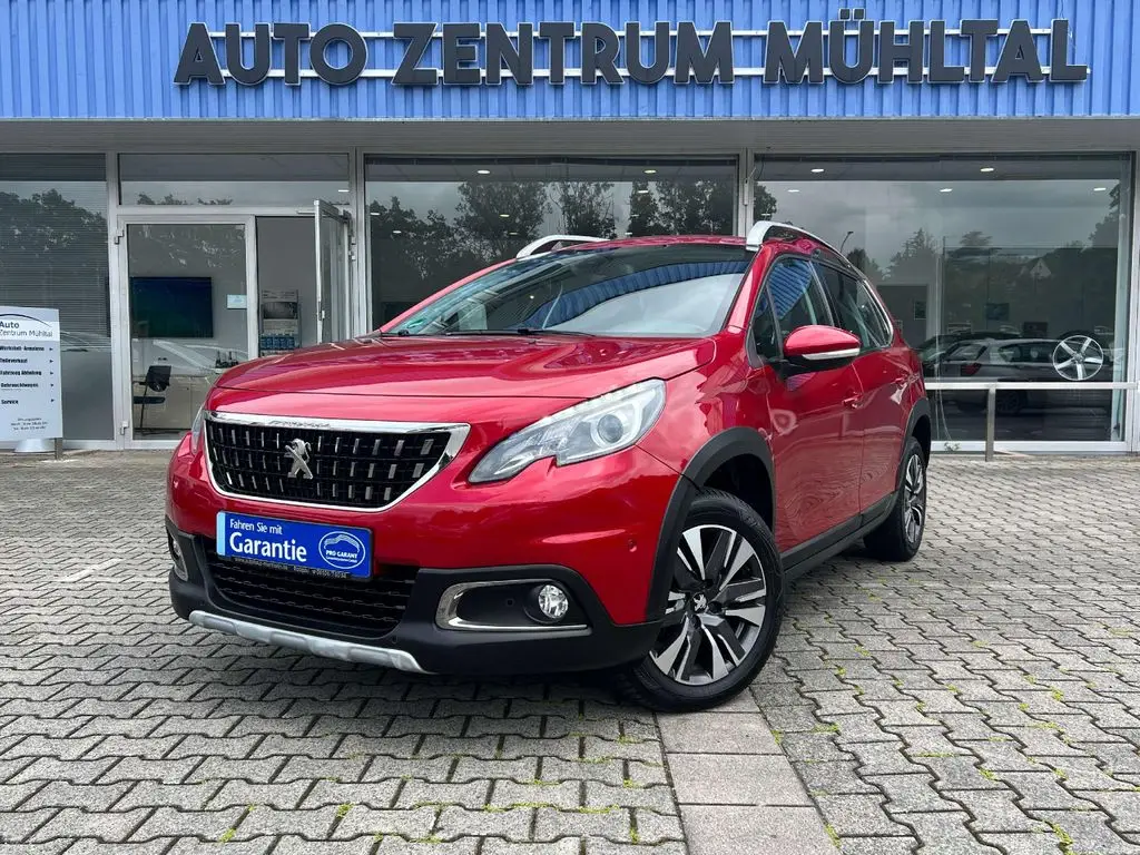 Photo 1 : Peugeot 2008 2018 Petrol