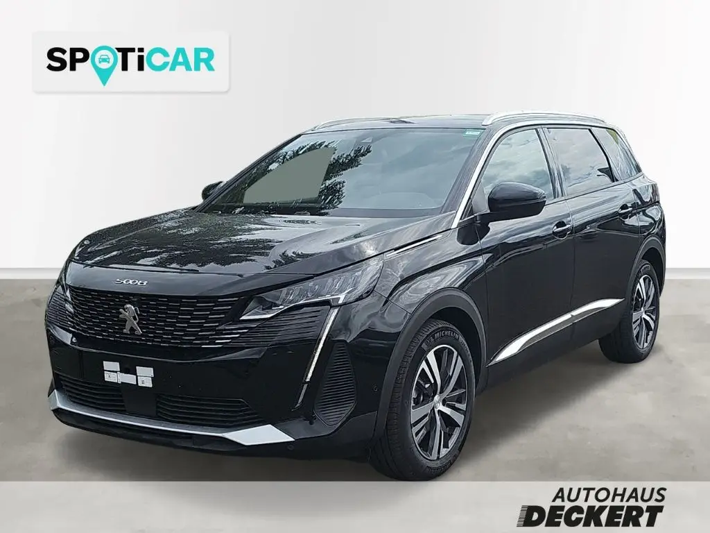 Photo 1 : Peugeot 5008 2024 Petrol