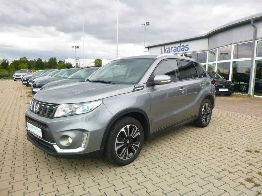 Photo 1 : Suzuki Vitara 2019 Petrol