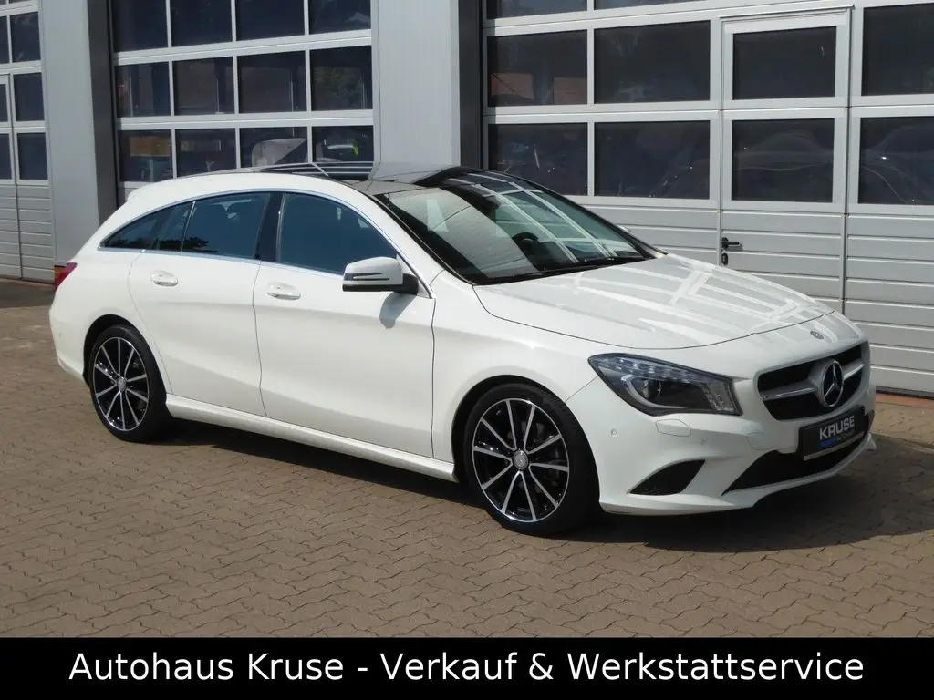 Photo 1 : Mercedes-benz Classe Cla 2016 Petrol