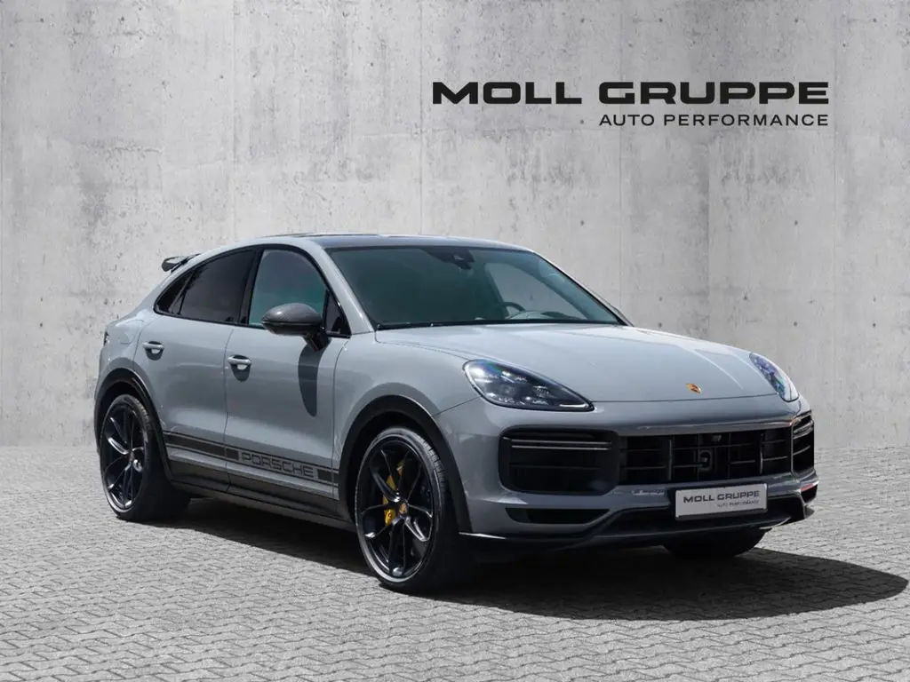 Photo 1 : Porsche Cayenne 2022 Essence