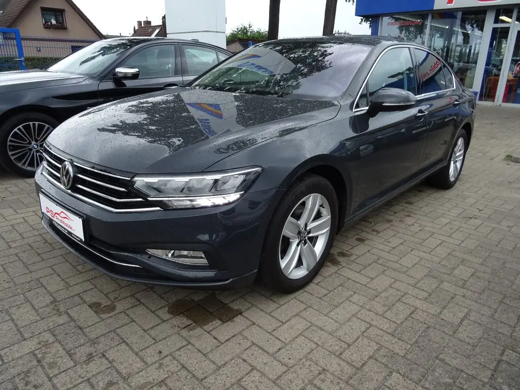 Photo 1 : Volkswagen Passat 2019 Diesel