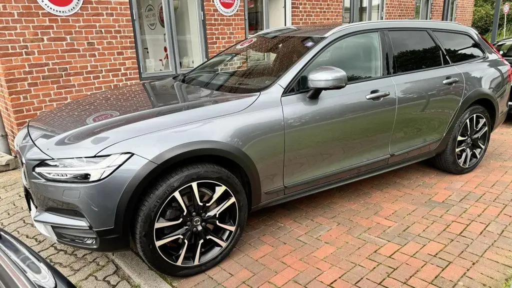 Photo 1 : Volvo V90 2019 Diesel