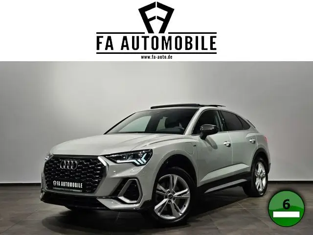 Photo 1 : Audi Q3 2022 Hybride