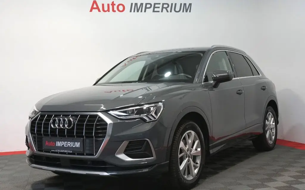 Photo 1 : Audi Q3 2019 Essence