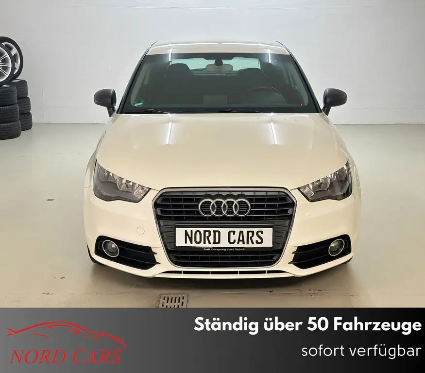 Photo 1 : Audi A1 2014 Petrol